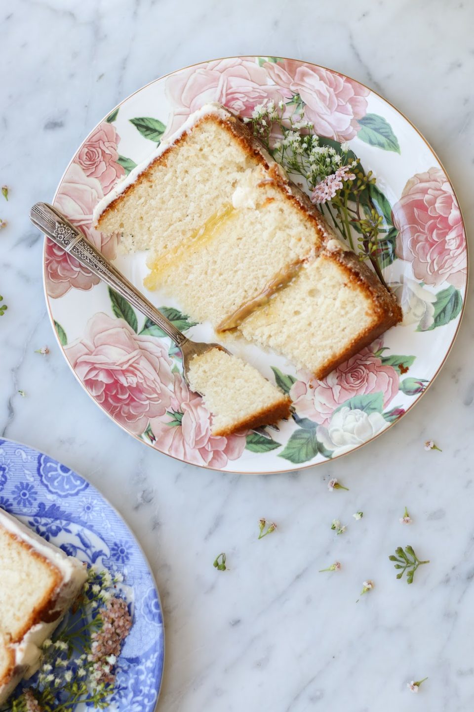 Lemon Tea Cake with Lemon Curd and Vanilla Cream Cheese Frosting ...