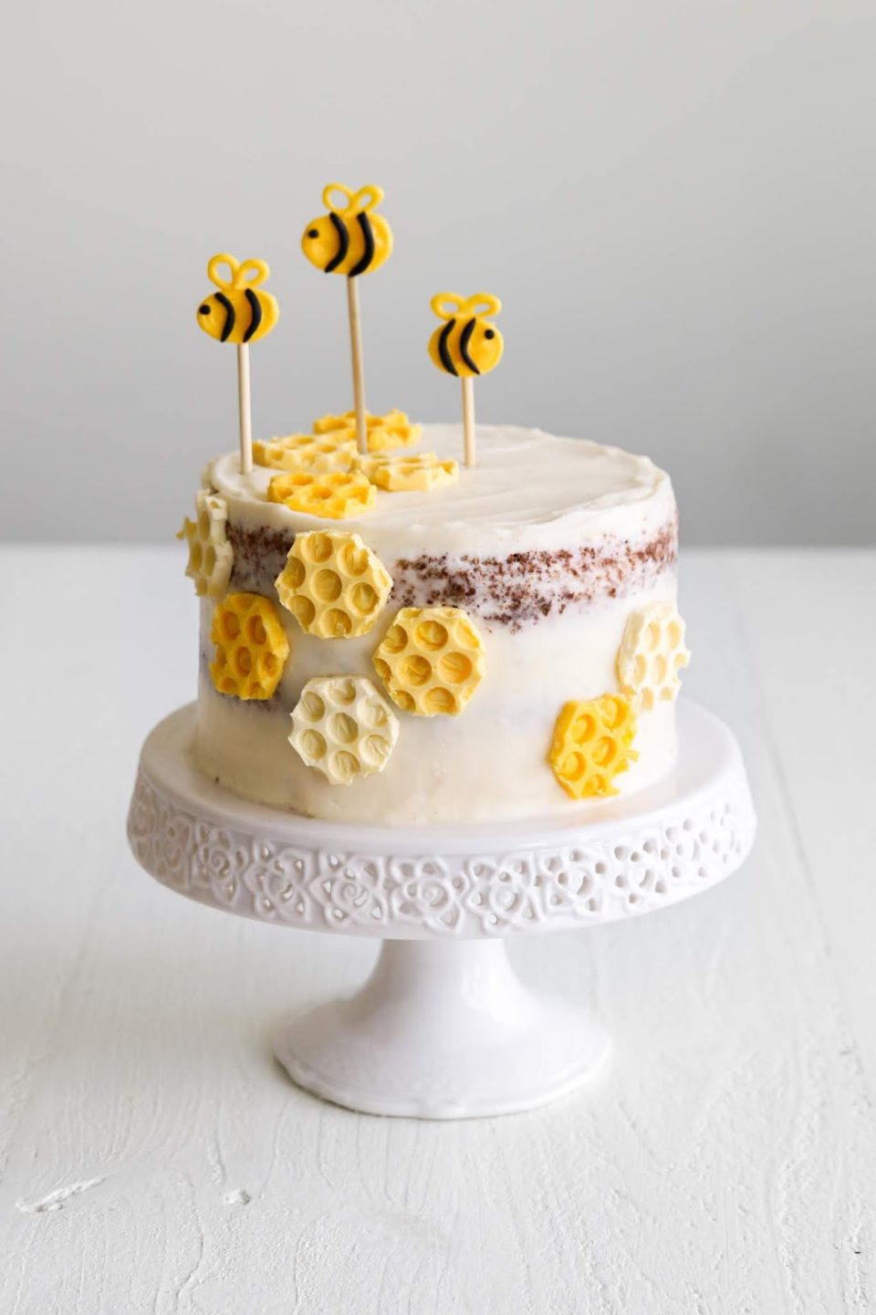 Update More Than 80 Honeycomb Design Cake Best Awesomeenglish Edu Vn