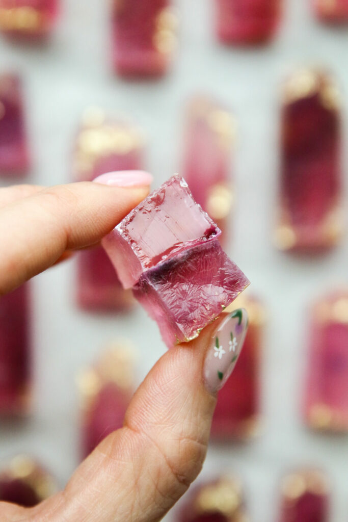 Kohakutou, The Sweet And Sparkly Edible Crystal Candies Redefining Crunch